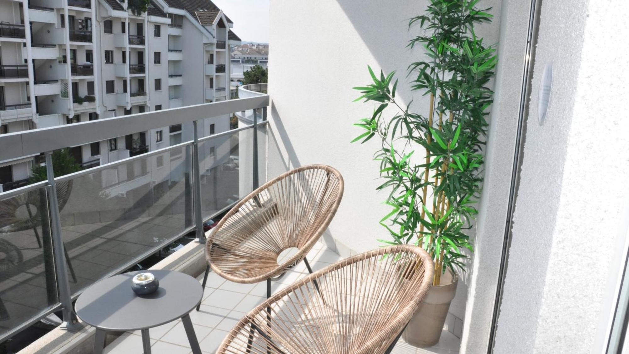 Le Mont-Veyrier, Parking Et Vue Apartment Annecy Ngoại thất bức ảnh